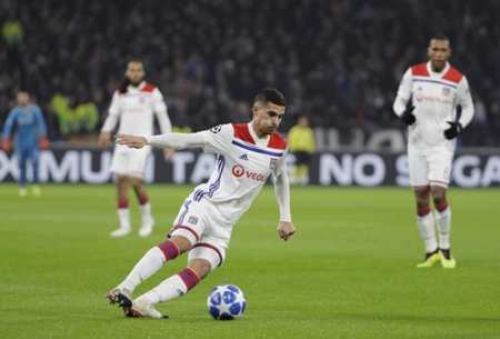 特别是在末 特别是在末